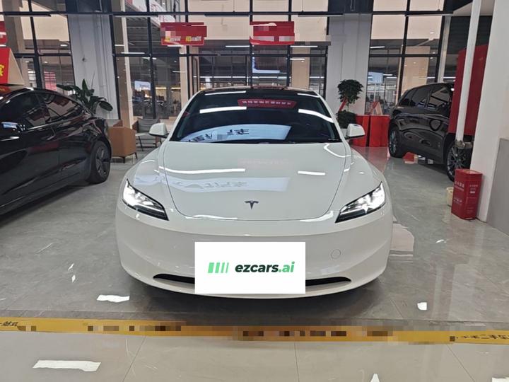 Model 3 2023 RWD photo 2