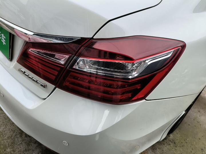 Accord 2016 2.0L Elite photo 7
