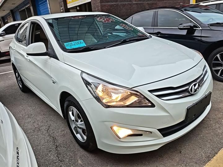 Verna 2014 1.4L AT Smart GLS photo 3