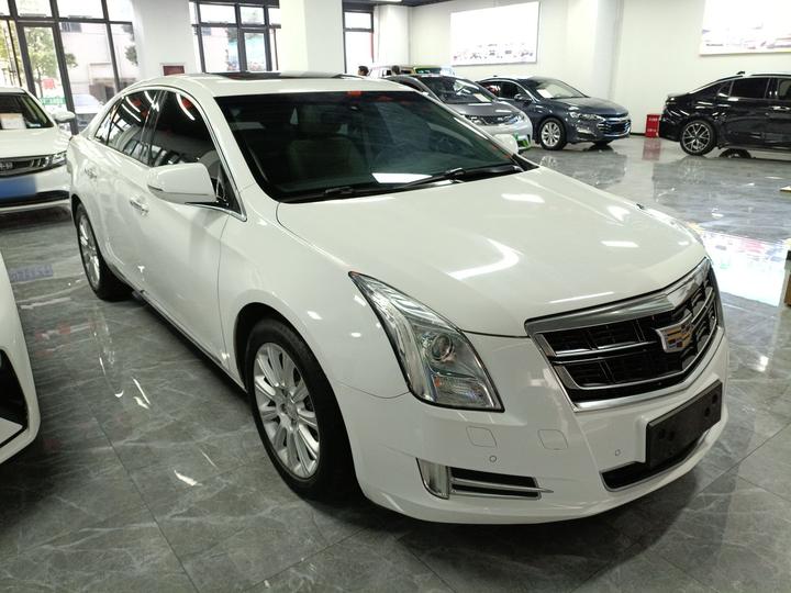 XTS 2016 28T Elite photo 3