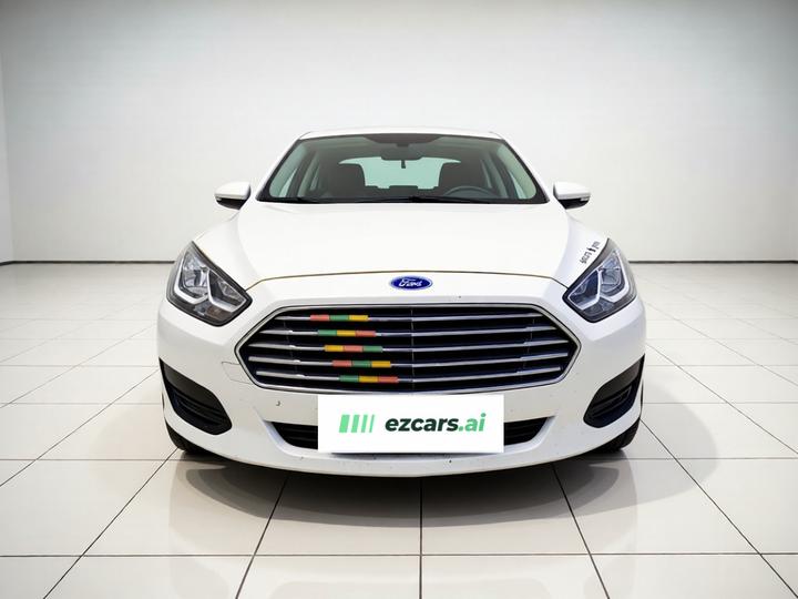 Escort 2017 Facelift 1.5L AT Comfort photo 2