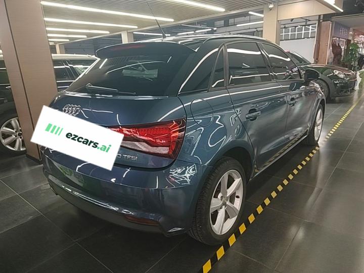 A1 2016 30 TFSI Sportback Design photo 4