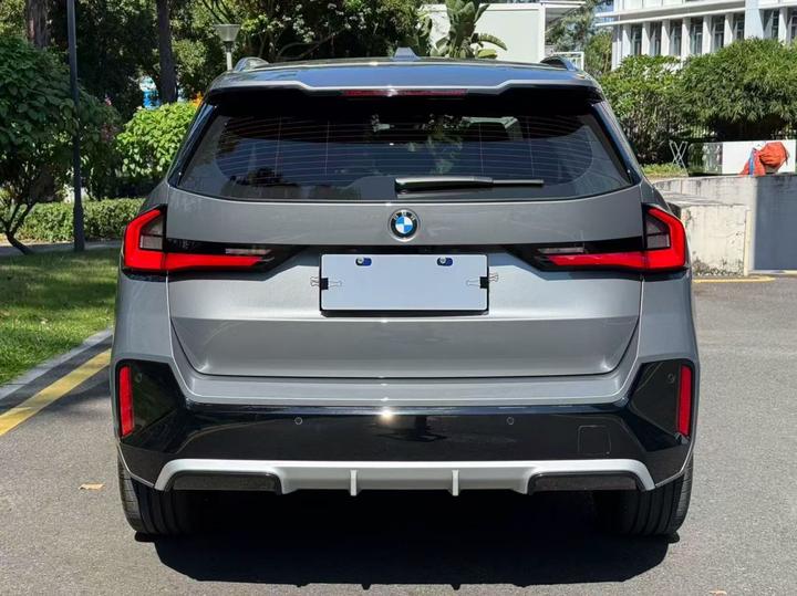 X1 2023 sDrive25Li M Sport Package photo 3