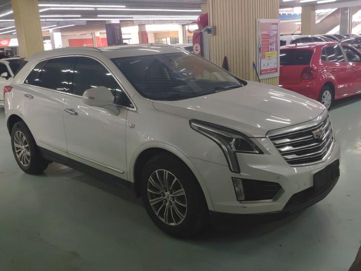 XT5 2016 25T Luxury photo 3