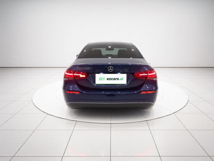 A-Class 2019 A 180 L photo 3