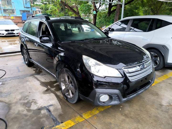 2014 2.5i Elite photo 3