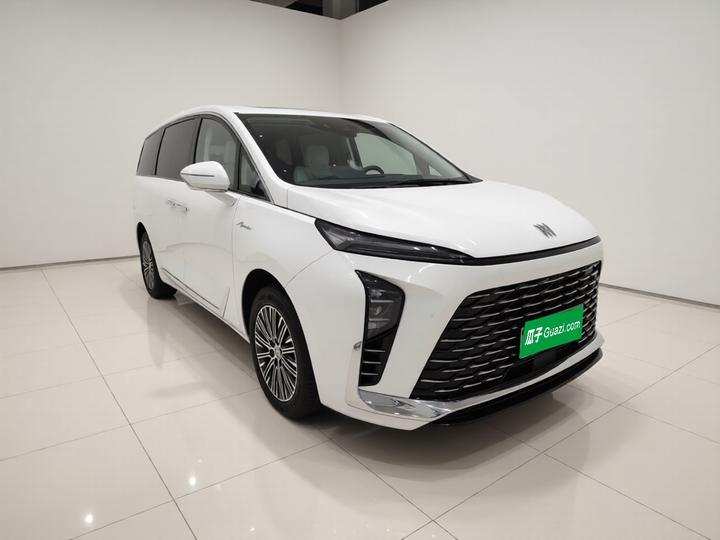 GL8 EV 2024 Exclusive 7-Seater photo 3