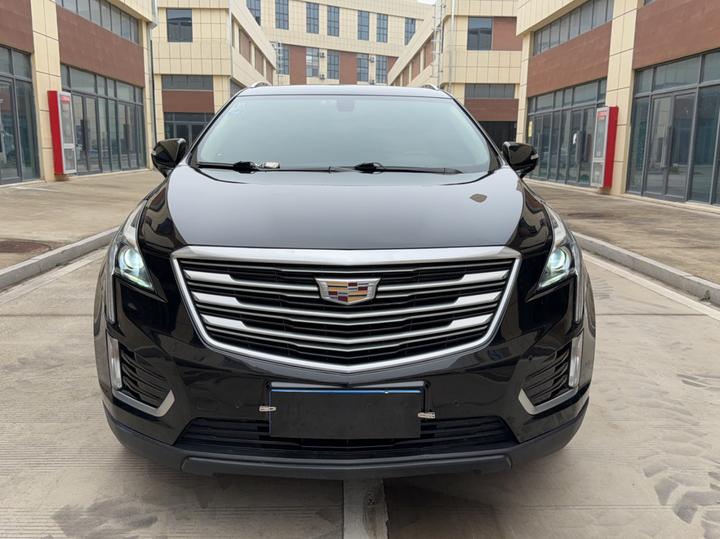 XT5 2018 25T Luxury photo 2