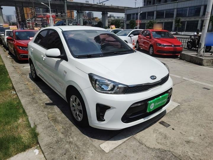Pegas 2017 1.4L MT Fashion Smart photo 3