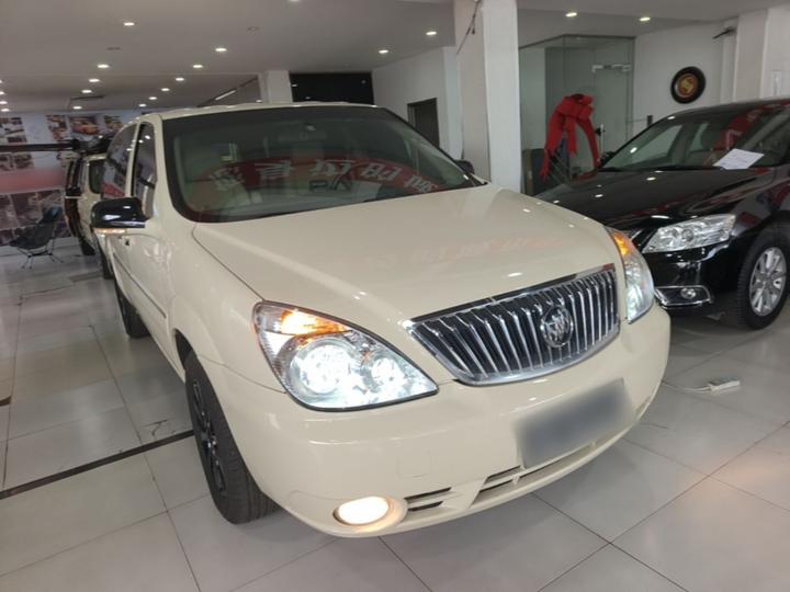 GL8 2014 2.4L Classic photo 3