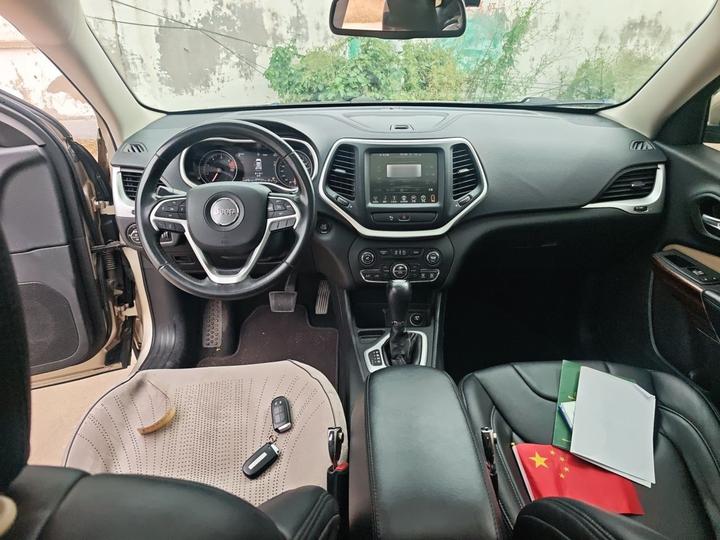 Cherokee 2016 2.0L Smart photo 5