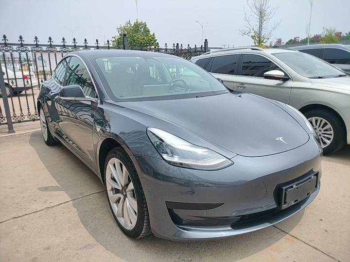 Model 3 2019 Standard Range RWD Upgraded photo 3