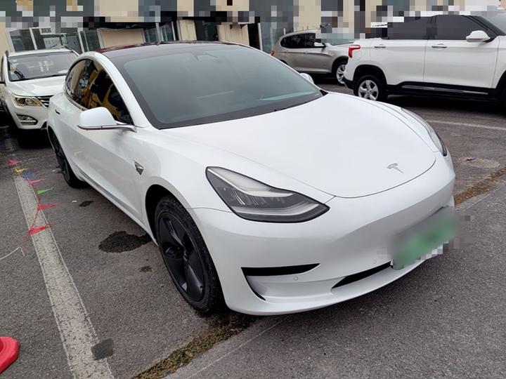 Model 3 Imported 2019 Standard Range RWD Upgraded photo 3