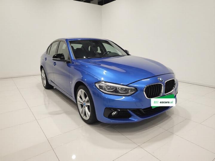 1 Series 2018 120i Design Package photo 3