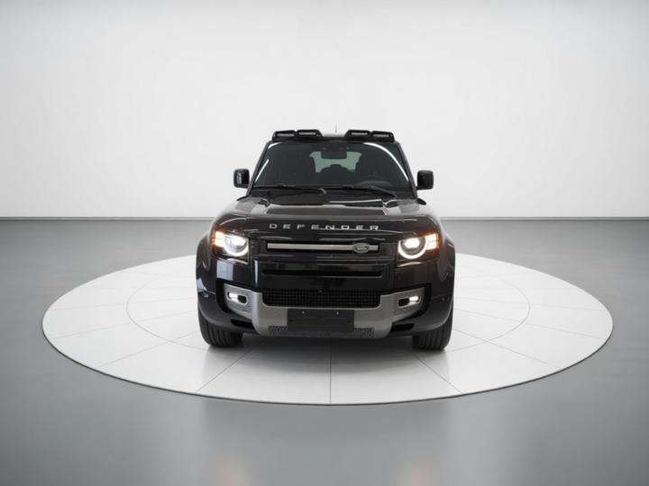 Defender 2024 110 3.0T P400 X-DYNAMIC HSE photo 2