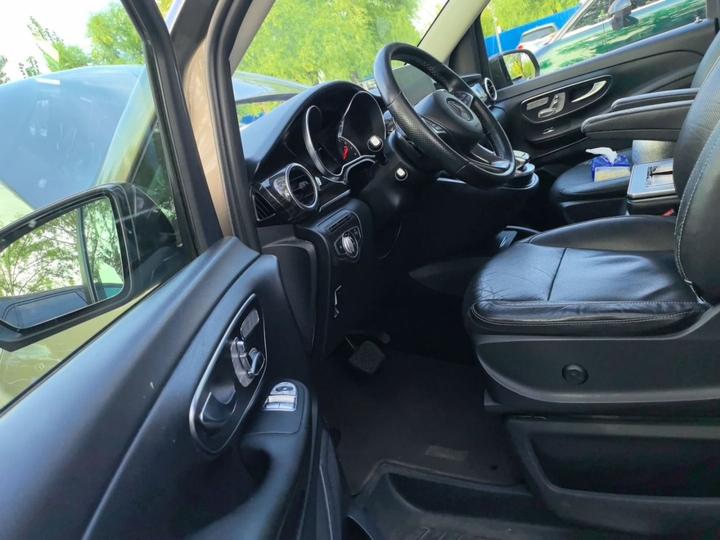 V-Class 2017 V 260 Pilot photo 7