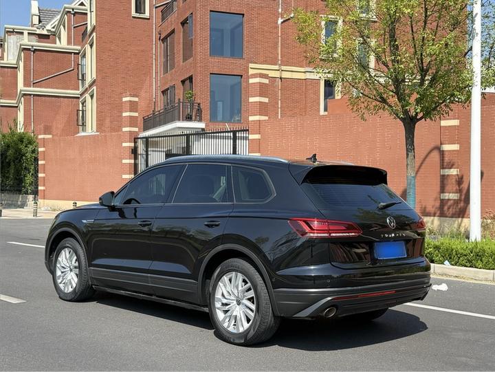 Touareg 2021 2.0TSI photo 3