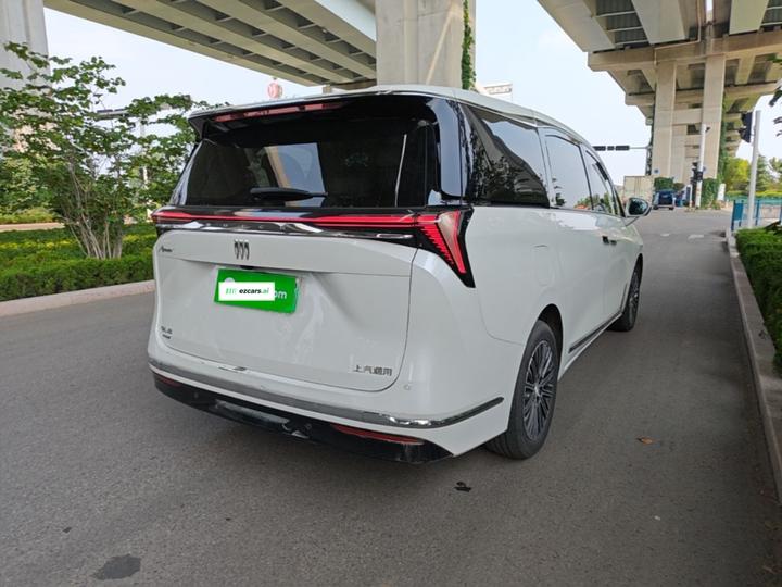 GL8 EV 2024 Smart 7-Seater photo 4