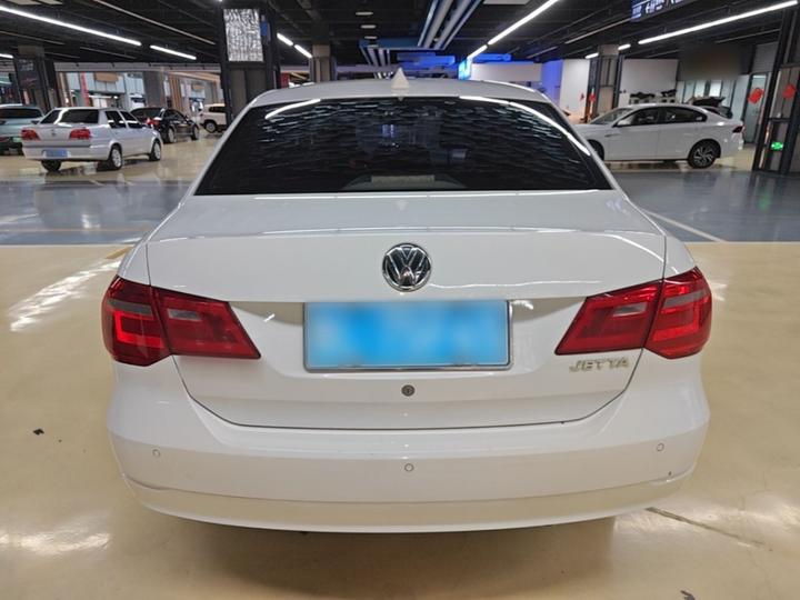 2015 1.6L MT Comfort photo 3