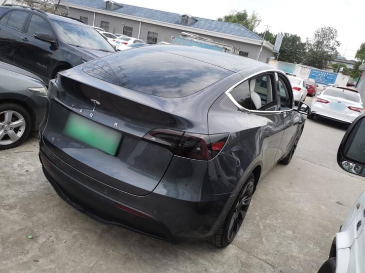 Model Y 2023 Long Range AWD photo 6