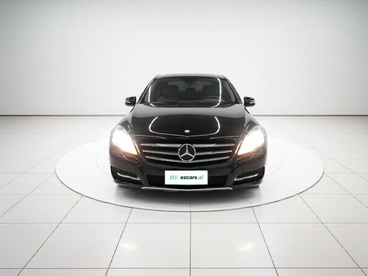 R-Class 2017 R 320 4MATIC Business Edition photo 2