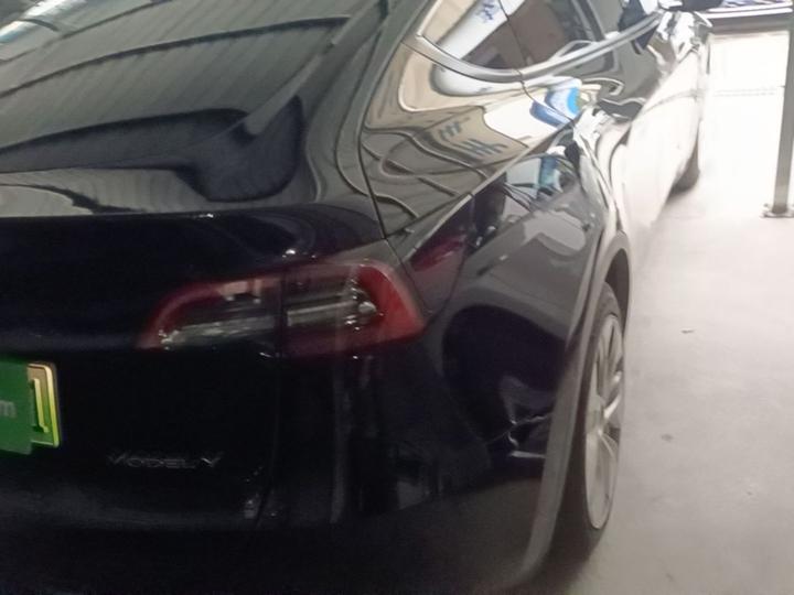 Model Y 2022 RWD photo 7