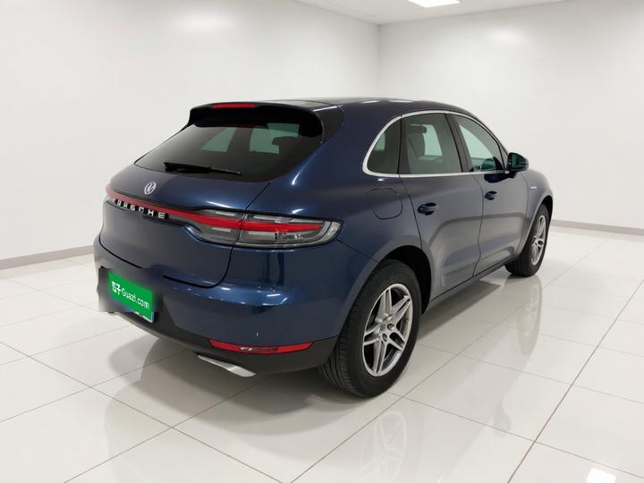 2018 Macan 2.0T photo 4