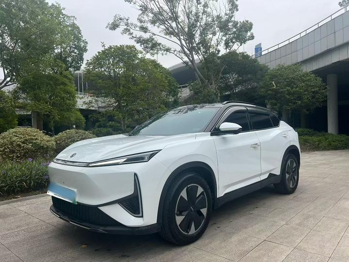 Aeolus L7 EV 2024 205 Plus