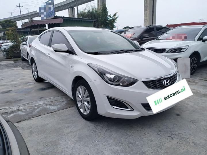 Elantra 2016 1.6L AT Smart photo 3