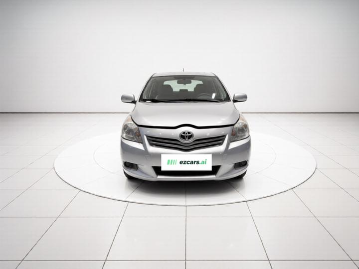 2011 180G CVT Luxury photo 2