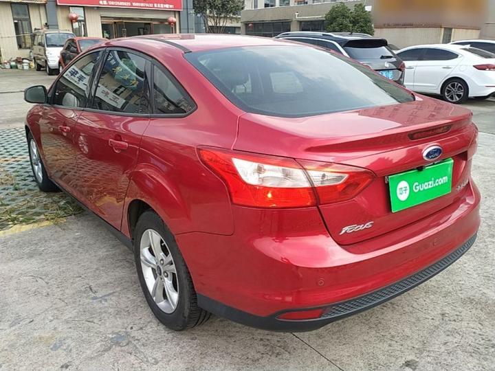 Focus 2012 Sedan 1.6L AT photo 4