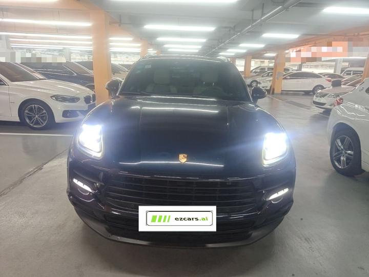2018 Macan 2.0T photo 2