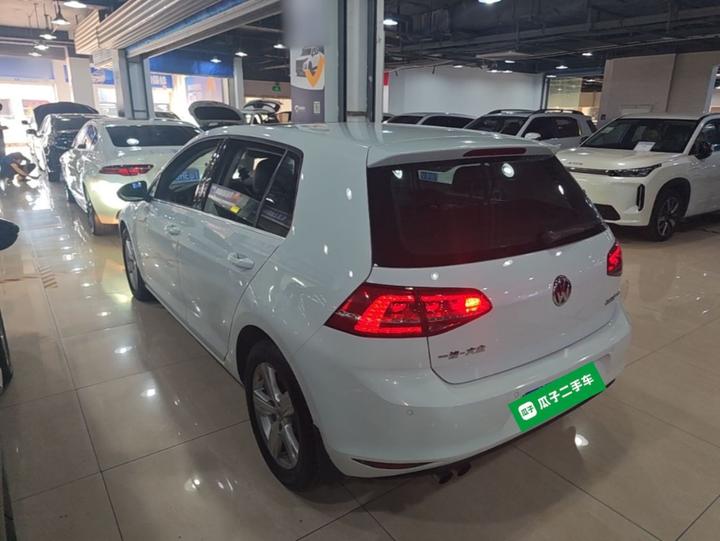 Golf 2015 1.4TSI AT Luxury photo 4