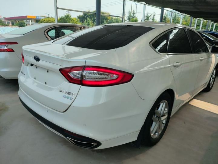 Mondeo 2013 1.5L GTDi180 Fashion photo 4