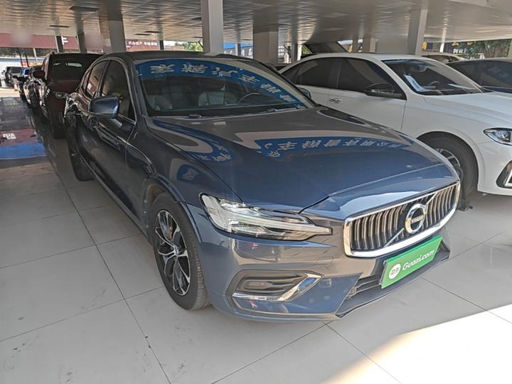 S60 2022 B4 Luxury photo 3