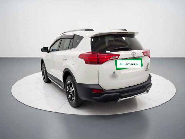 RAV4 2015 2.0L CVT RWD photo 4