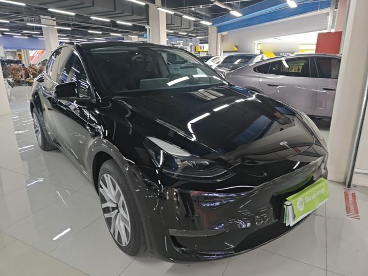Model Y 2022 Long Range AWD photo 3