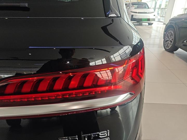 Q7 2023 45 TFSI quattro S line Sport photo 7