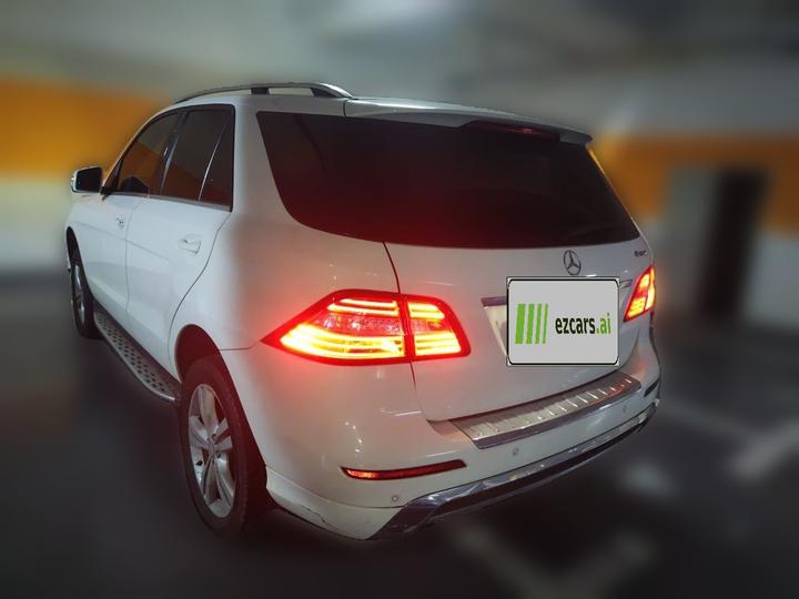 M-Class 2015 ML 400 4MATIC Luxury photo 4
