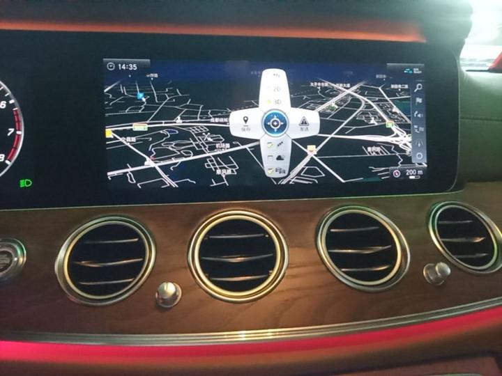 E-Class 2018 E 300 L Luxury photo 8