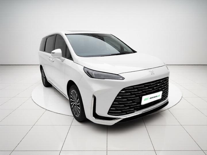 GL8 EV 2025 Smart photo 3