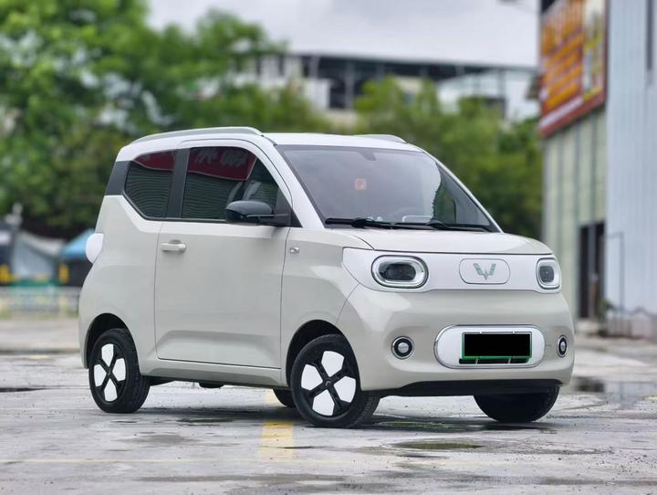 Hongguang MINIEV 2024 3rd Gen 215km Advanced photo 3