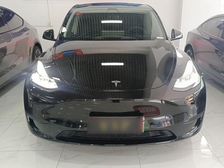 Model Y 2022 Facelift RWD photo 2