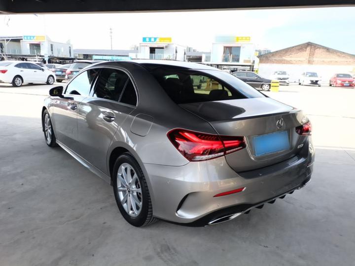 A-Class 2019 A 200 L Sport photo 4