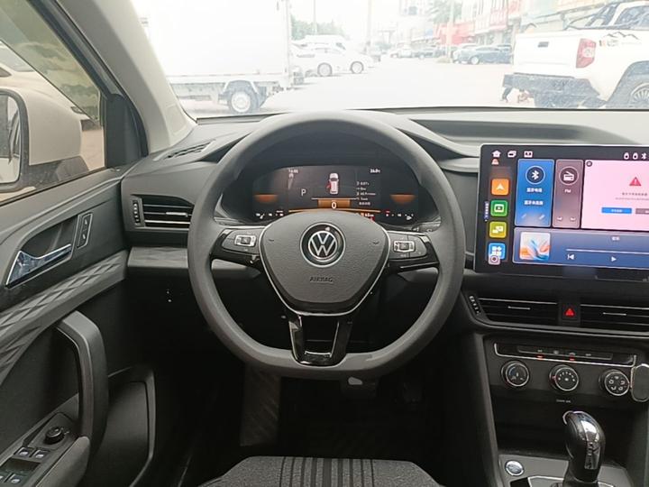 Tharu 2022 280TSI RWD photo 6