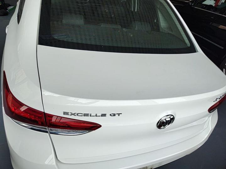 Excelle 2021 Facelift Classic 1.5L AT Progressive photo 3