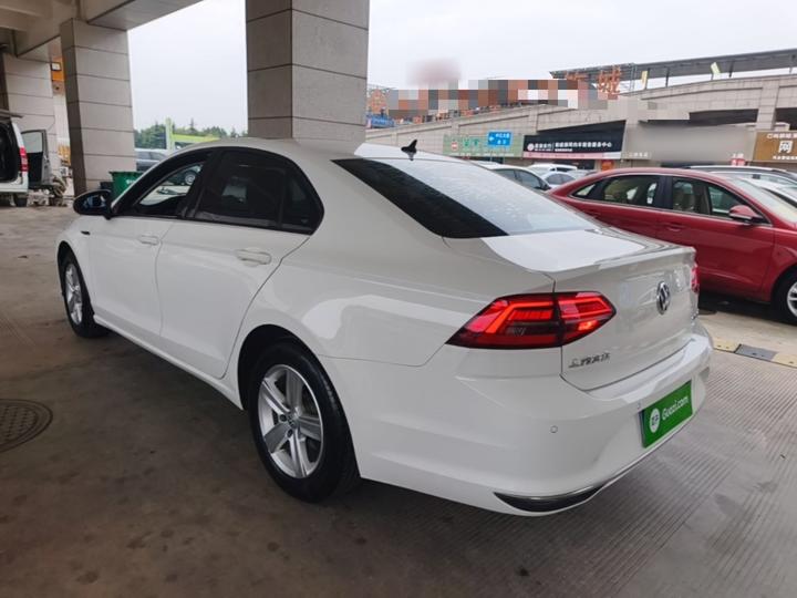 Lamando 2019 230TSI DSG China VI photo 4