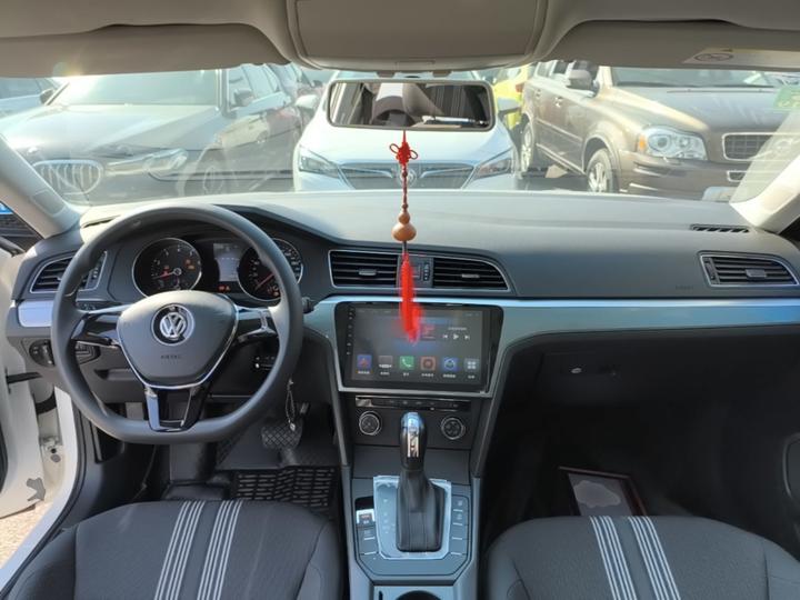 Lamando 2017 230TSI DSG photo 5