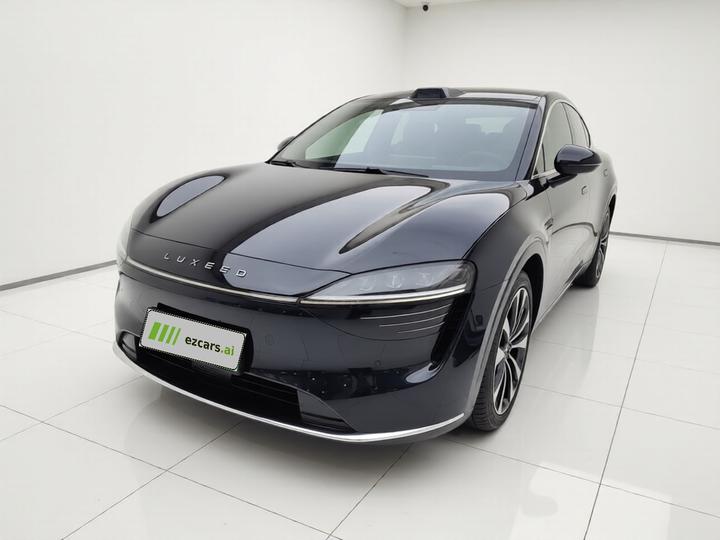 HIMA Luxeed R7 2024 EV 802km Max