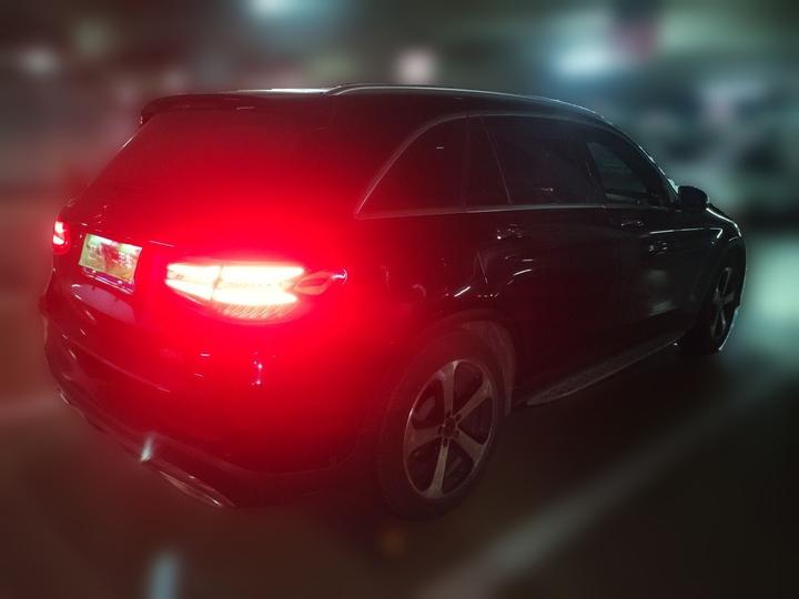 GLC 2019 Facelift GLC 260 L 4MATIC Luxury photo 6
